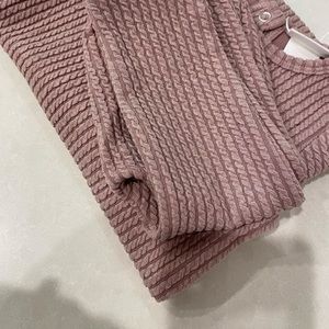 Baby sets in sizes 9m-24m